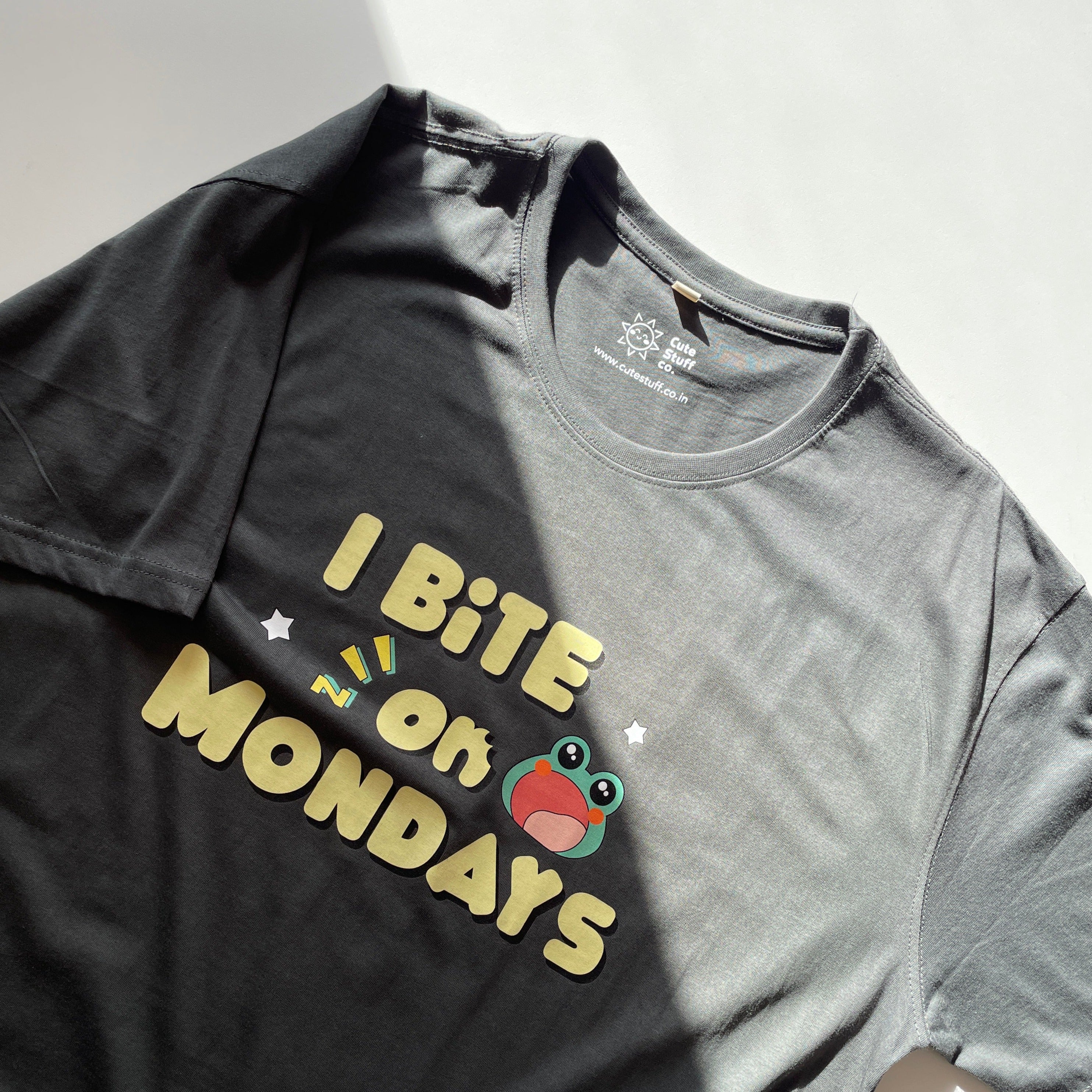 I Bite On Mondays Regular Fit T-shirts - Unisex