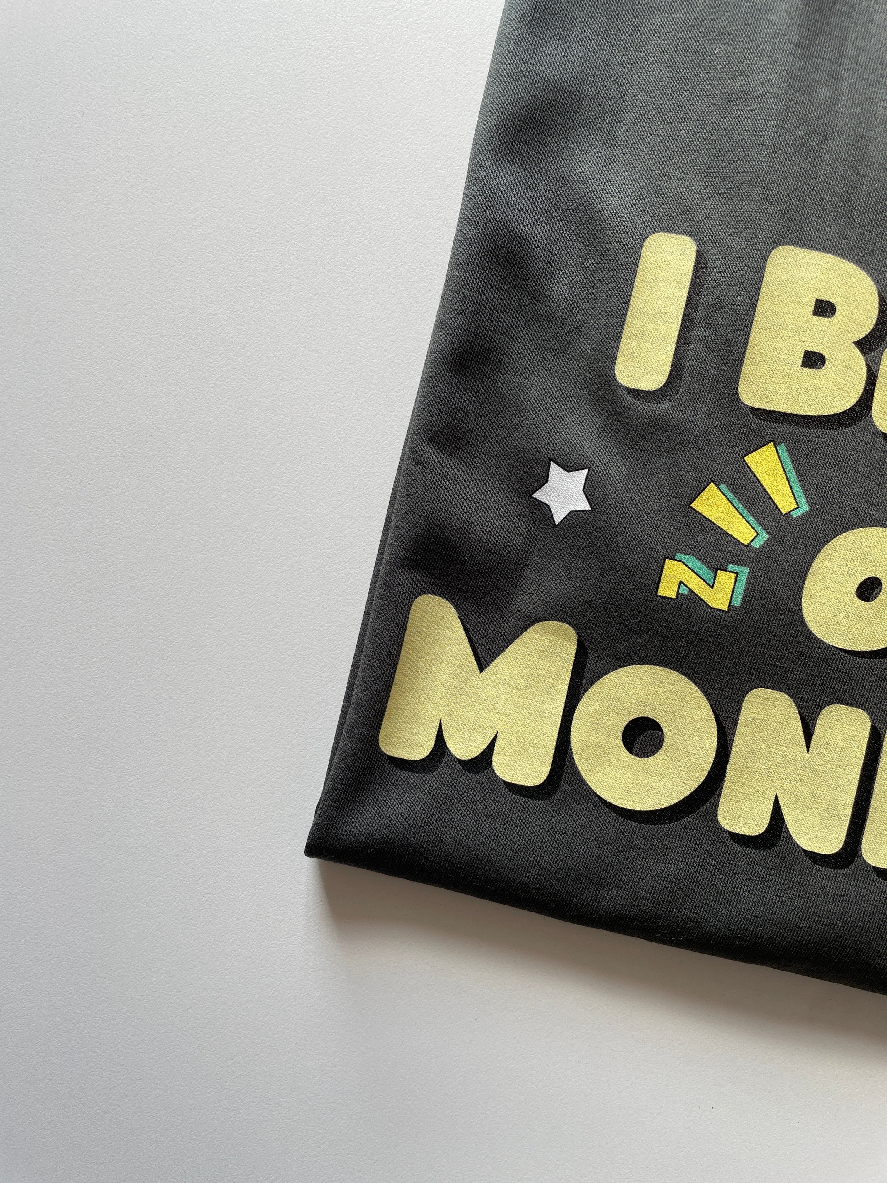 I Bite On Mondays Regular Fit T-shirts - Unisex